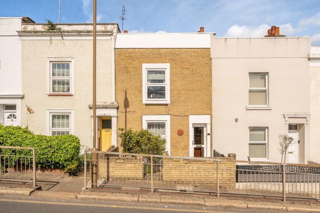 Terraced House
