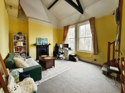 Property on EX1 2HQ