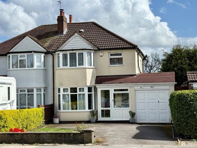 Property on Haslucks Green Road, B90 2LG