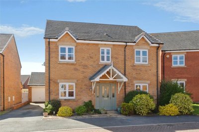 Property on Aspen Close, LE8 9AN