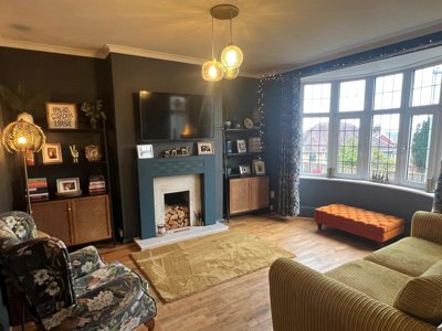 Property on Lon Dan Y Coed, SA2 0TU