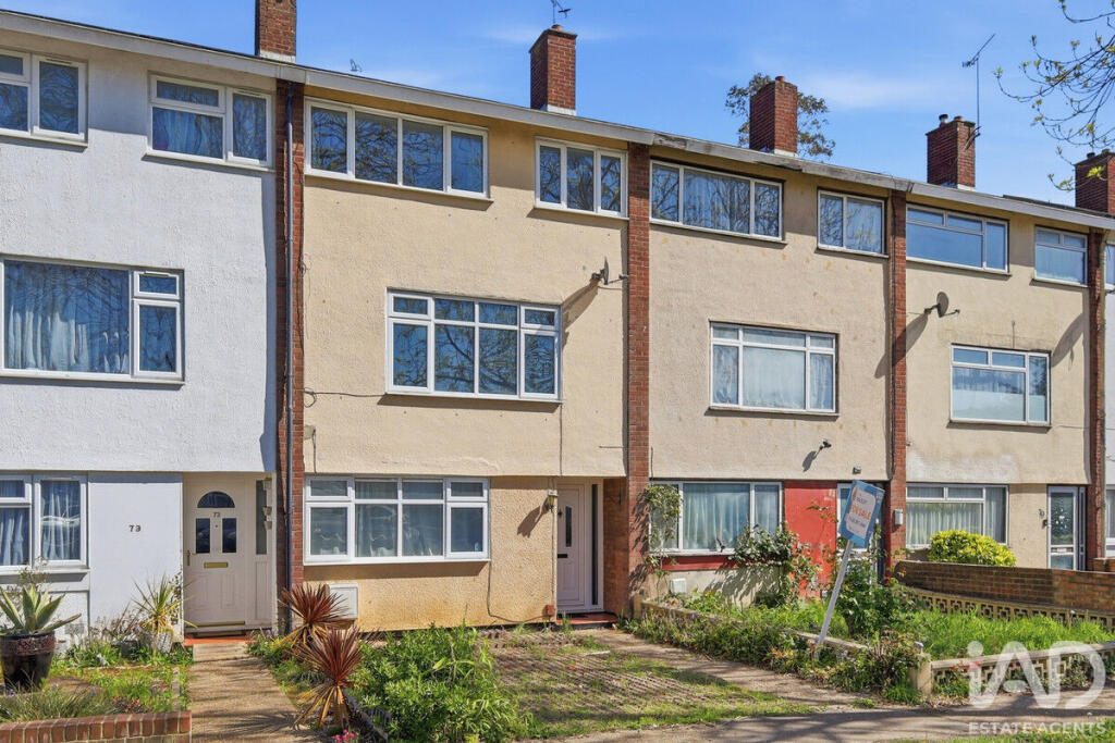 Terraced House