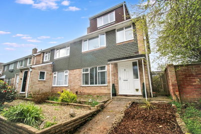 Property on Streamside Road, BS37 6HH