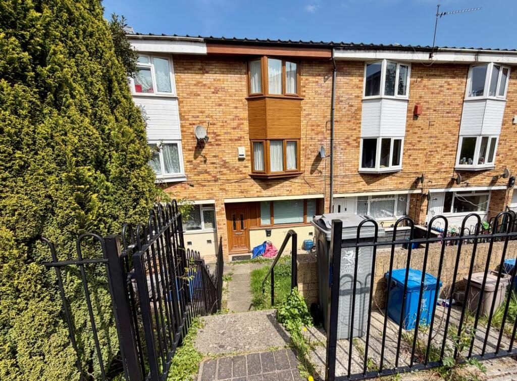 Terraced House
