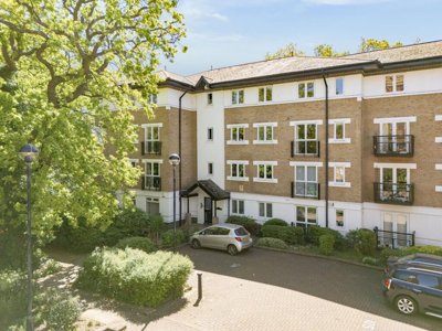 Property on Makepeace Road, E11 1UT