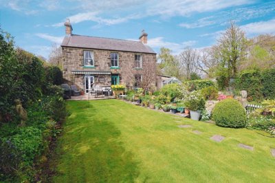 Property on LL14 4LT