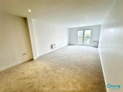 Property on Ordsall Lane, M5 3WH