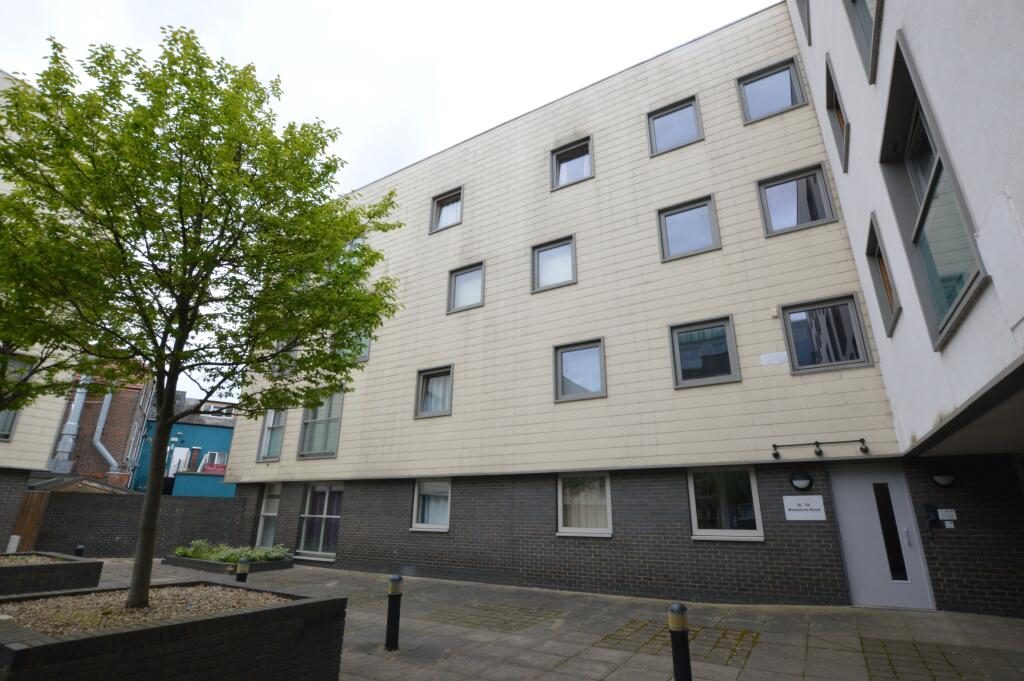 Property main image
