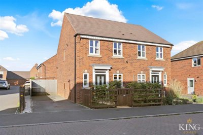 Property on Laxton Way, B50 4NW