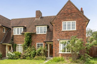 Property on Ethelburt Avenue, SO16 3DE