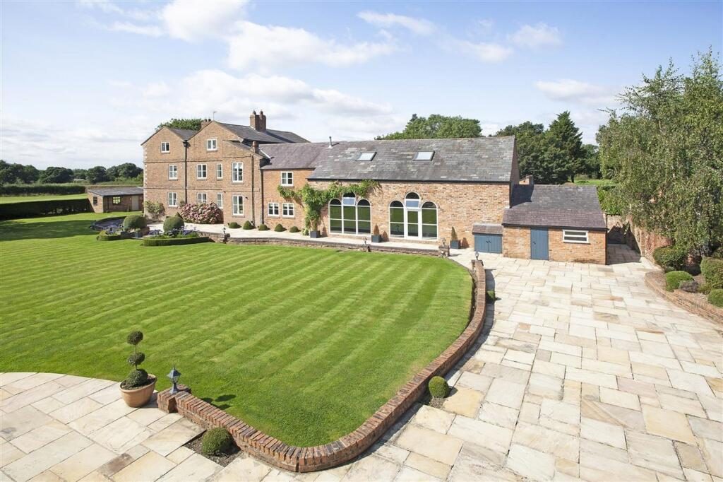 Manor House