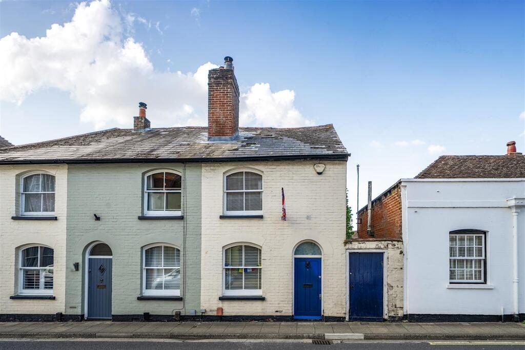 Terraced House
