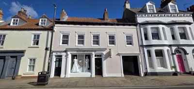 Property on HU17 7AB