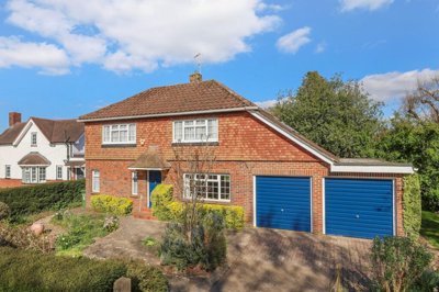 Property on Woodroyd Avenue, RH6 7EF