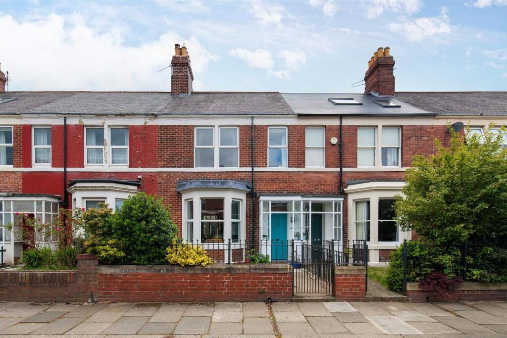 Property main image