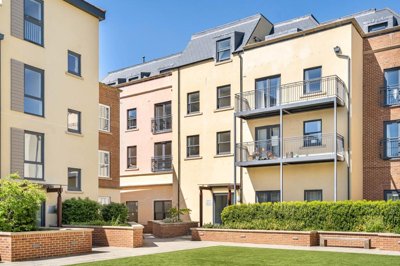 Property on Nightingale Walk, GU9 7GX