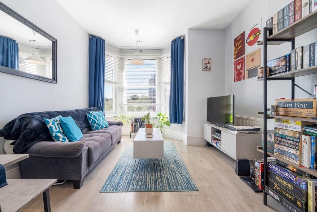 Property main image
