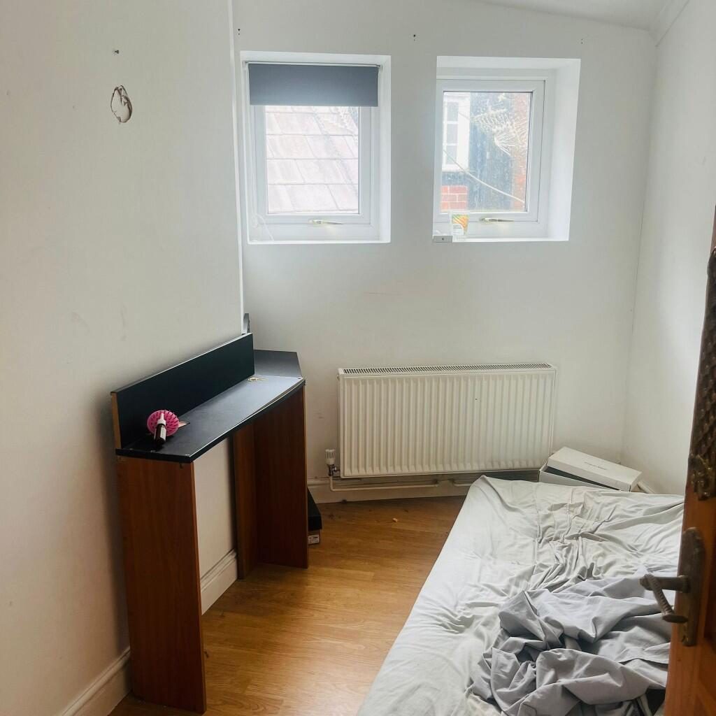 Thumbnail 12