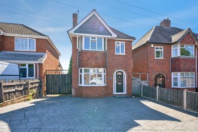Property on Bourne Street, DY3 1AF