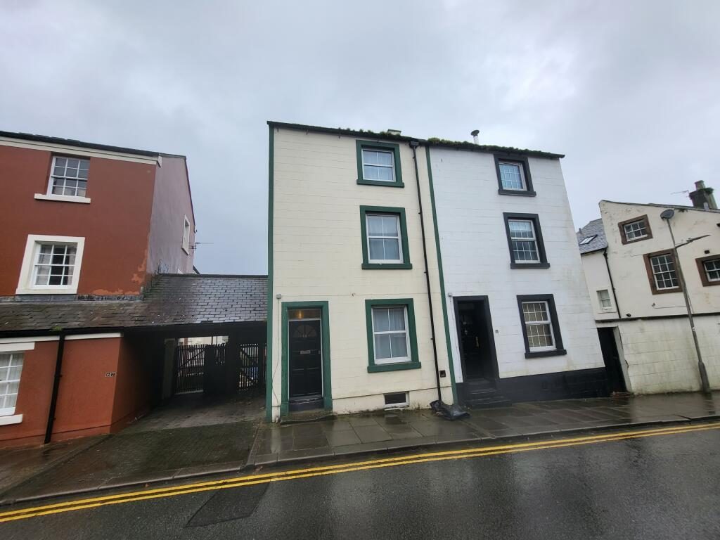 Terraced House