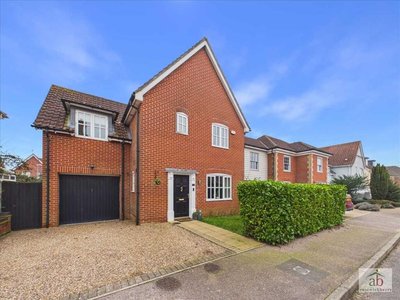 Property on Curtis Way, IP5 2FF