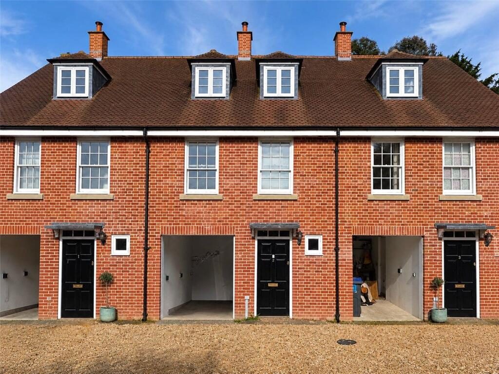 Terraced House