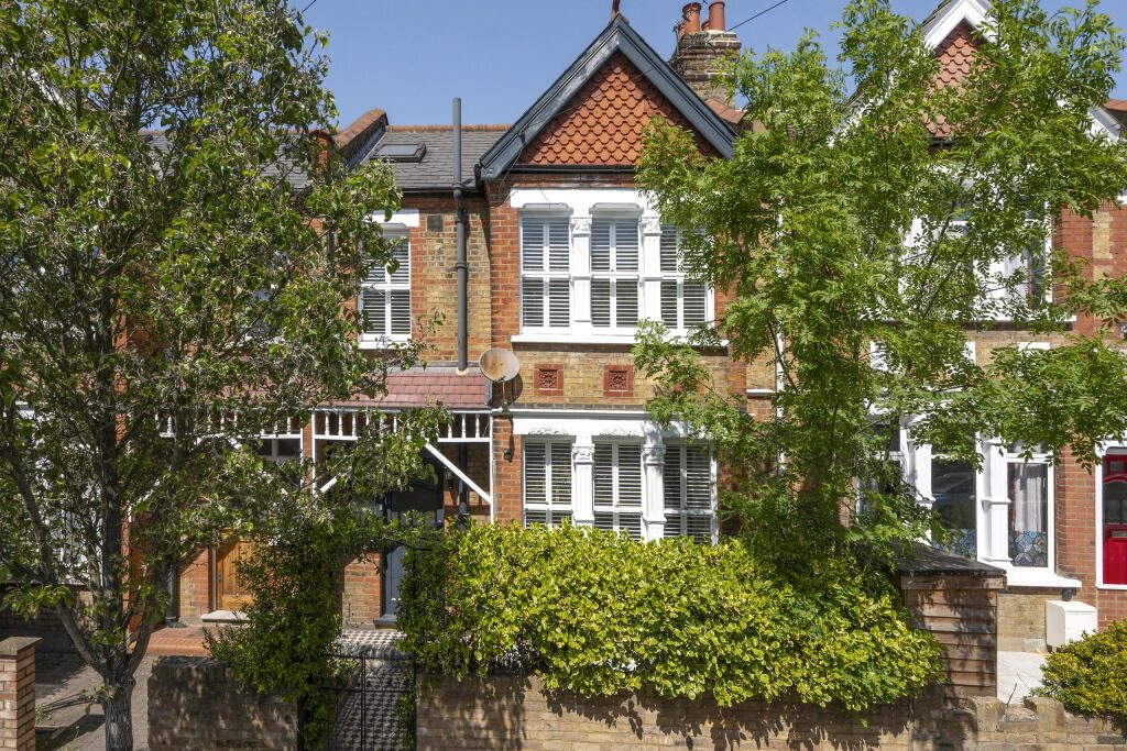 Property main image