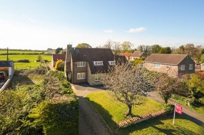 Property on Church Lane, NG32 3LS