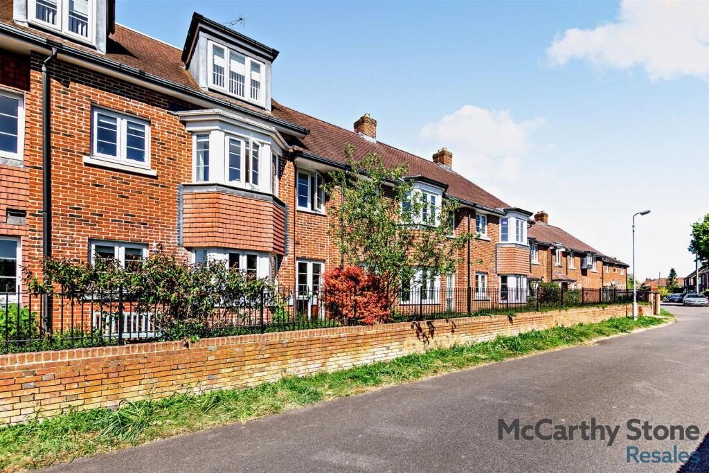Property main image