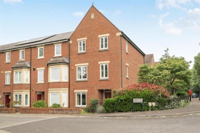 Property on Gras Lawn, EX2 4RZ