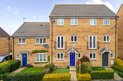 Property on Shrewsbury Road, BA21 3UY