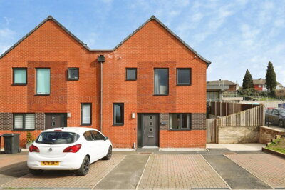 Property on Castle View, S60 2DD