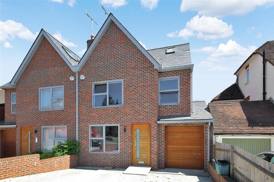 Property main image