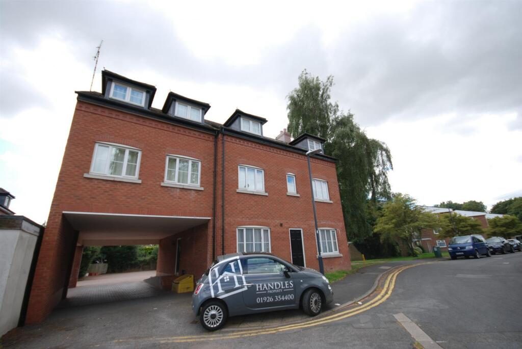 Property main image