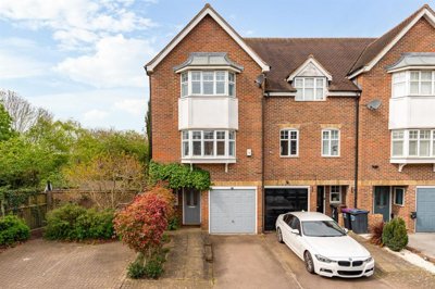 Property on Lilbourne Drive, SG13 7WS