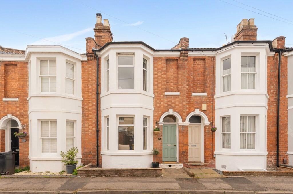 Property main image