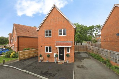 Property on BN27 2FT