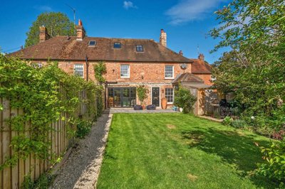 Property on RG17 0HX