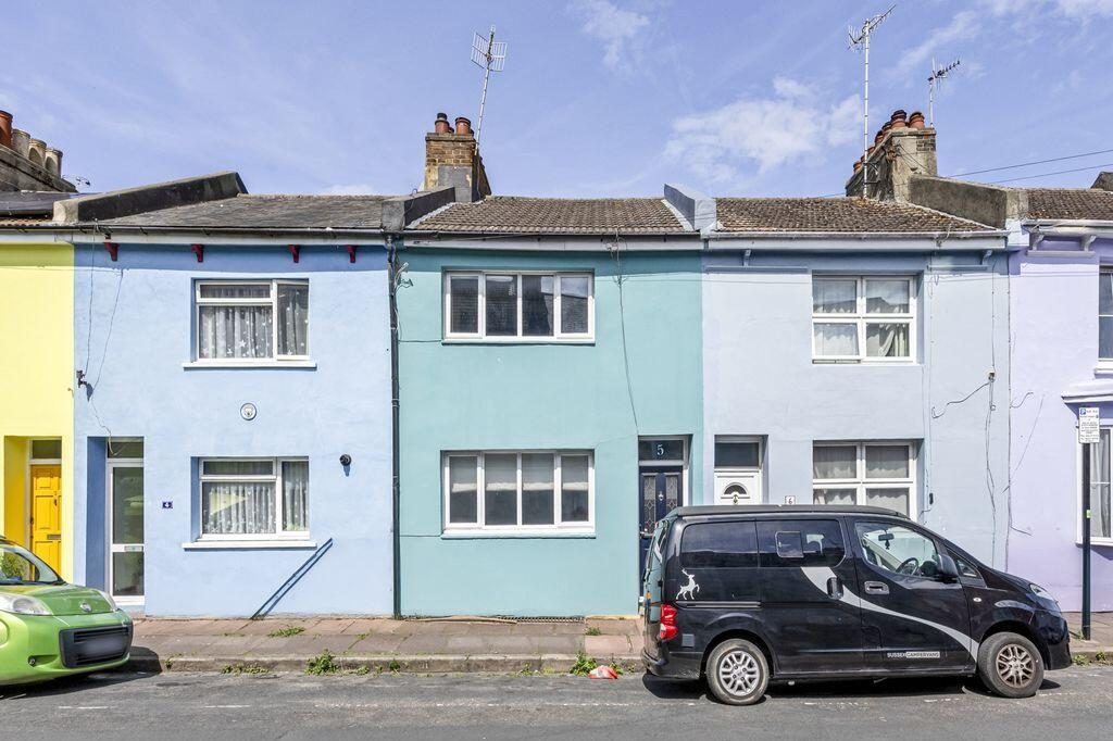 Terraced House
