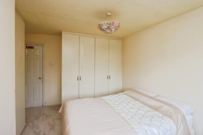 Property on Lyminton Lane, S60 5UG