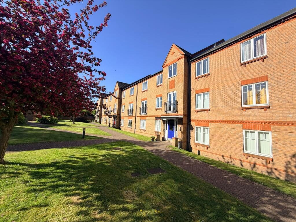 Property main image
