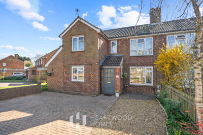 Property on Langley Grove, AL4 9DY