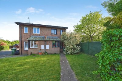 Property on Kelly Close, TW17 8RL