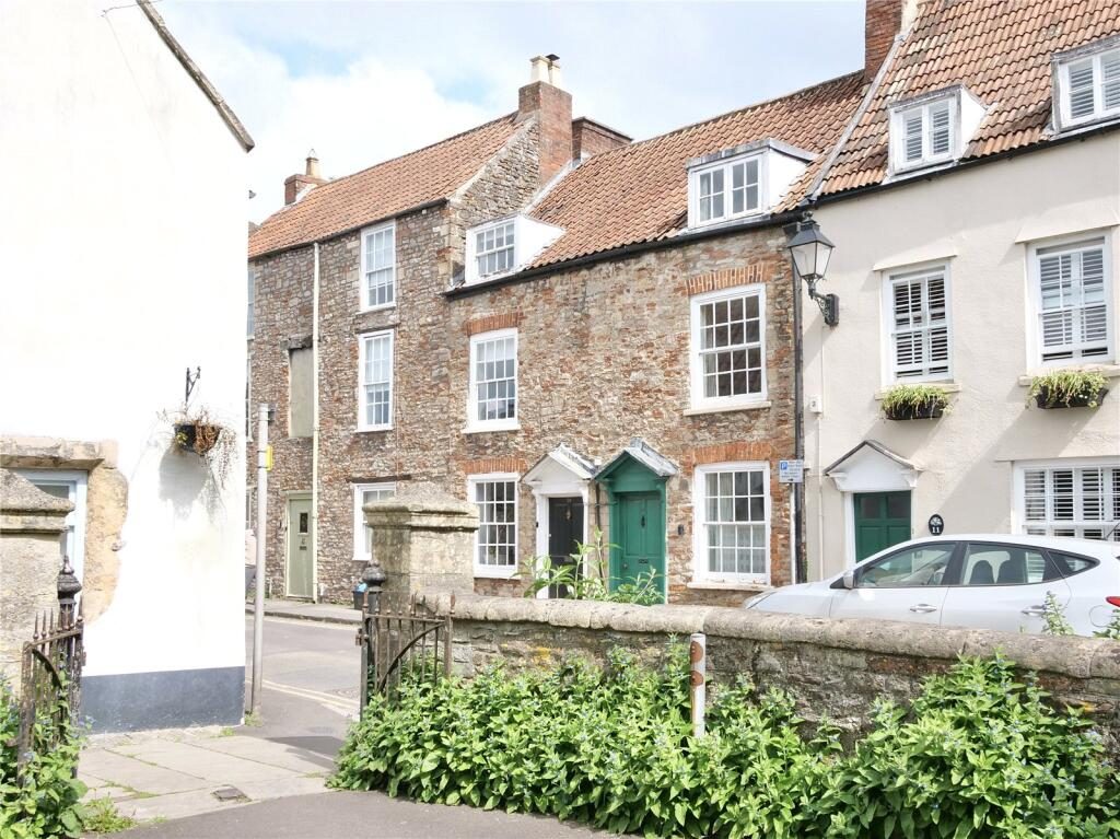 Terraced House