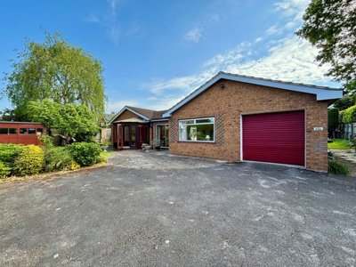 Property on Cleevelands Avenue, GL50 4PY