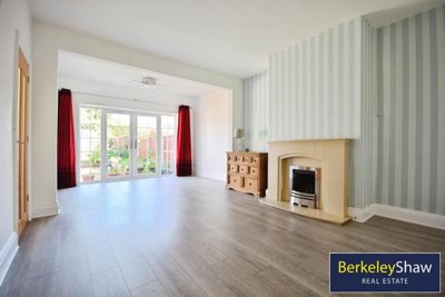 Property on Moss Lane, L31 9AE