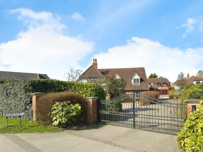 Property on Woodcroft, LN6 9NE