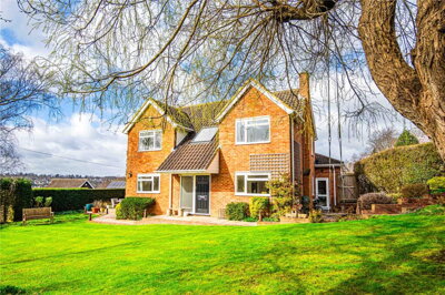 Property on Gaveston Drive, HP4 1JE