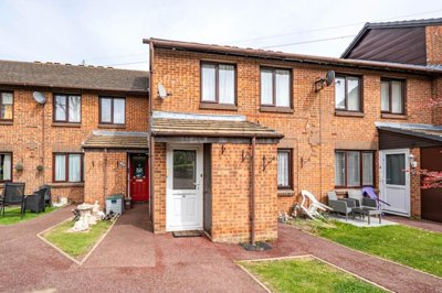 Property on Lime Walk, LU5 4DL