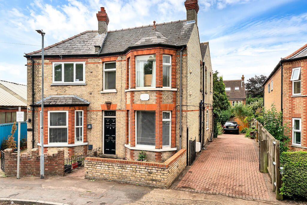 Property main image